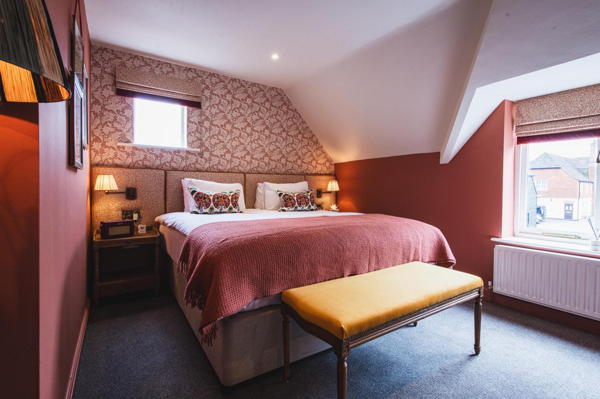 Bel And The Dragon-Odiham Hotell Eksteriør bilde