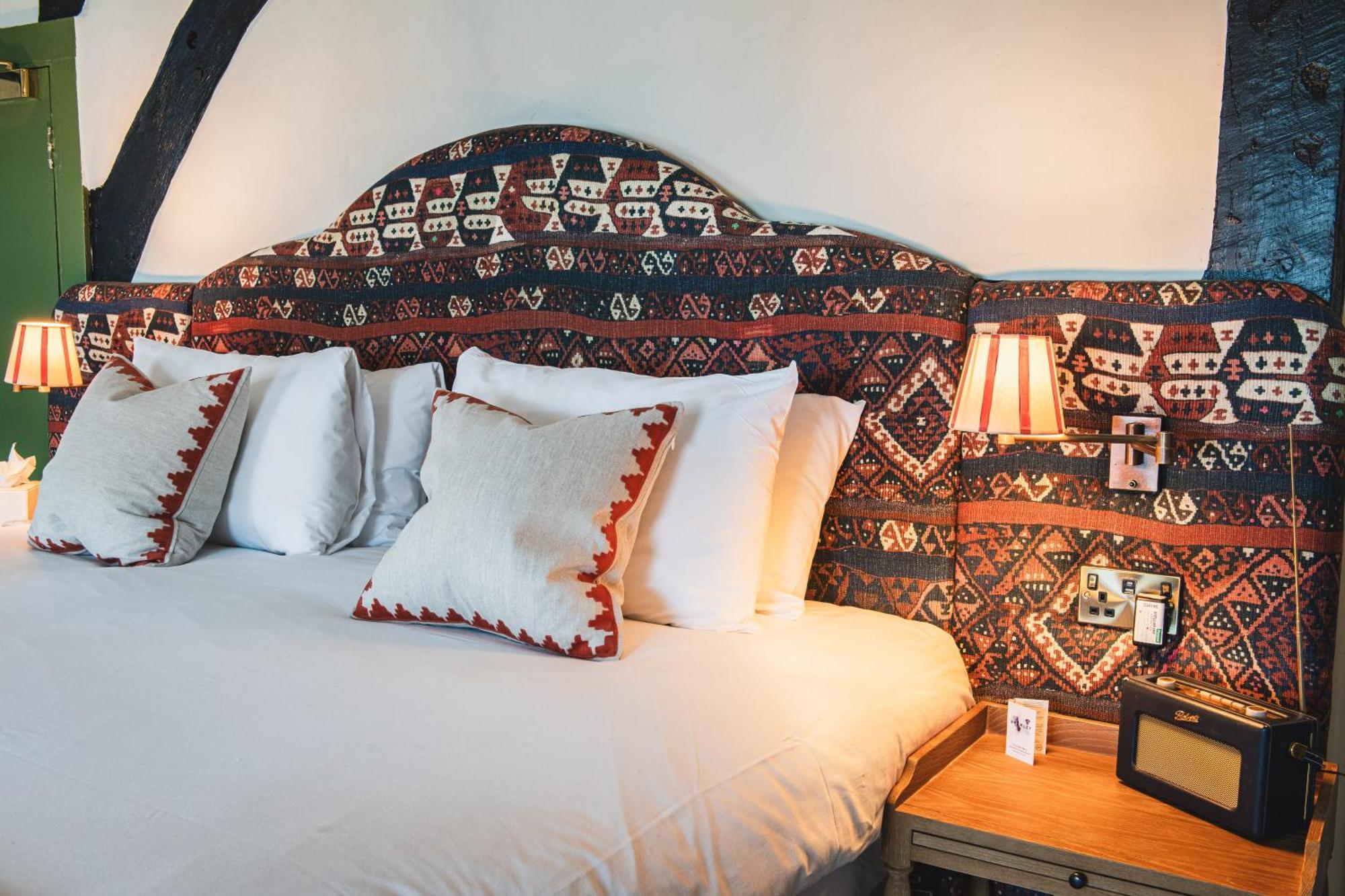 Bel And The Dragon-Odiham Hotell Eksteriør bilde