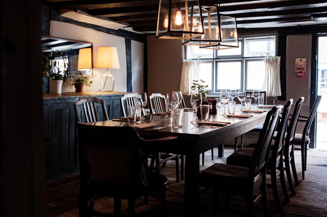 Bel And The Dragon-Odiham Hotell Eksteriør bilde